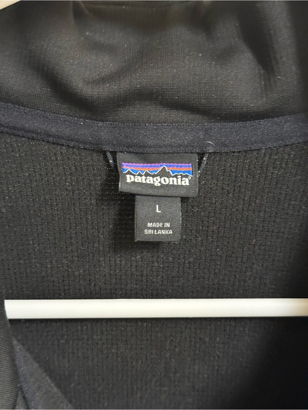 Patagonia R1 Thermal Jacket - Picture 3 of 4